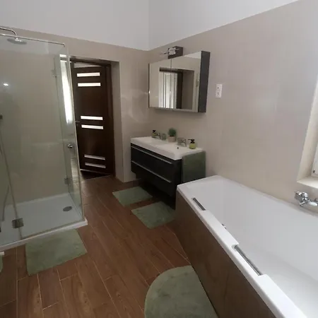 Jokai Apartmán *